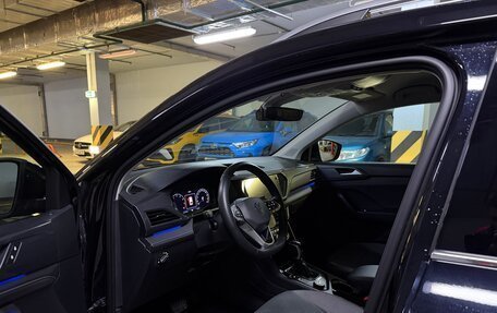 Volkswagen Taos, 2021 год, 2 950 000 рублей, 9 фотография