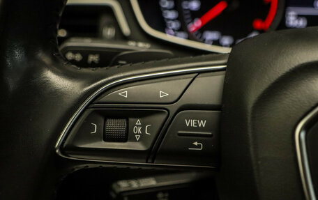 Audi A4, 2017 год, 1 990 000 рублей, 11 фотография