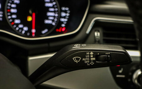 Audi A4, 2017 год, 1 990 000 рублей, 13 фотография