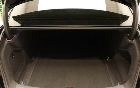 Audi A4, 2017 год, 1 990 000 рублей, 23 фотография