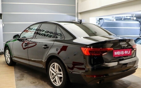 Audi A4, 2017 год, 1 990 000 рублей, 6 фотография