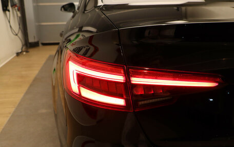 Audi A4, 2017 год, 1 990 000 рублей, 25 фотография