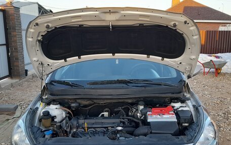 Hyundai Solaris II рестайлинг, 2011 год, 540 000 рублей, 15 фотография