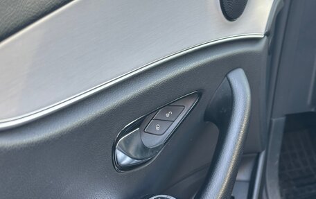 Mercedes-Benz E-Класс, 2021 год, 2 950 000 рублей, 4 фотография