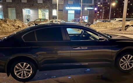 Volkswagen Passat B8 рестайлинг, 2021 год, 2 450 000 рублей, 5 фотография