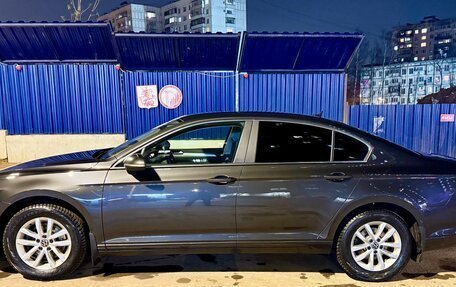 Volkswagen Passat B8 рестайлинг, 2021 год, 2 450 000 рублей, 3 фотография