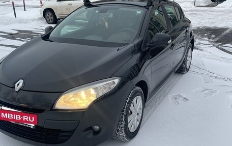 Renault Megane III, 2011 год, 565 000 рублей, 2 фотография