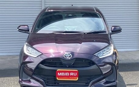 Toyota Yaris, 2023 год, 1 080 060 рублей, 2 фотография