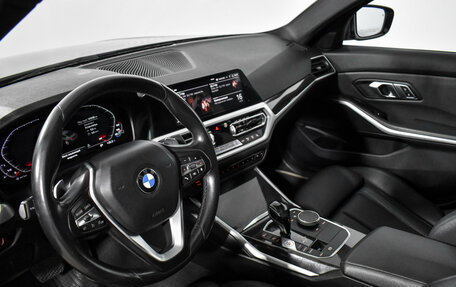 BMW 3 серия, 2019 год, 2 900 000 рублей, 9 фотография