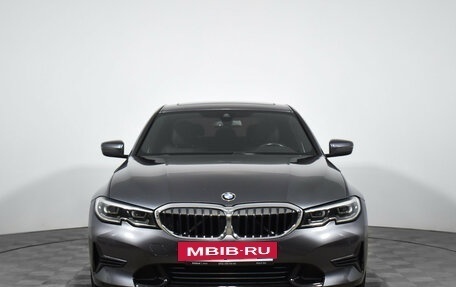 BMW 3 серия, 2019 год, 2 900 000 рублей, 2 фотография