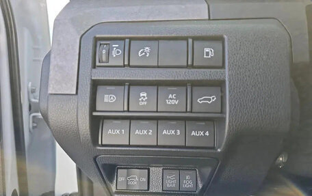 Toyota 4Runner, 2025 год, 12 500 000 рублей, 14 фотография