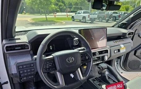 Toyota 4Runner, 2025 год, 12 500 000 рублей, 18 фотография