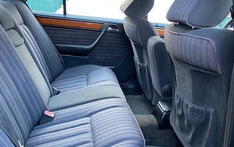 Mercedes-Benz W124, 1985 год, 250 000 рублей, 9 фотография