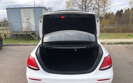 Mercedes-Benz E-Класс, 2017 год, 2 920 000 рублей, 5 фотография