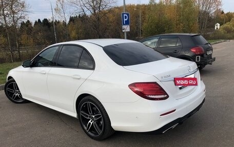 Mercedes-Benz E-Класс, 2017 год, 2 920 000 рублей, 3 фотография