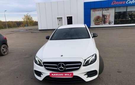 Mercedes-Benz E-Класс, 2017 год, 2 920 000 рублей, 2 фотография