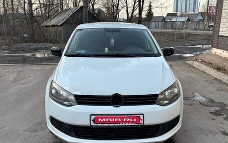 Volkswagen Polo VI (EU Market), 2014 год, 650 000 рублей, 2 фотография