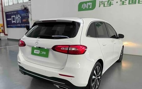 Mercedes-Benz B-Класс, 2022 год, 2 070 000 рублей, 4 фотография