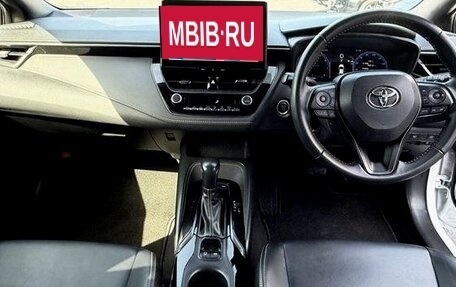 Toyota Corolla, 2022 год, 1 412 000 рублей, 10 фотография