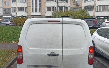 Peugeot Partner II рестайлинг 2, 2009 год, 360 000 рублей, 2 фотография