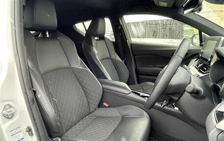 Toyota C-HR I рестайлинг, 2021 год, 1 781 000 рублей, 10 фотография