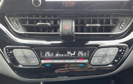 Toyota C-HR I рестайлинг, 2021 год, 1 781 000 рублей, 18 фотография