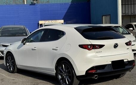 Mazda 3, 2022 год, 1 312 000 рублей, 4 фотография