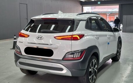 Hyundai Kona I, 2022 год, 1 816 000 рублей, 3 фотография