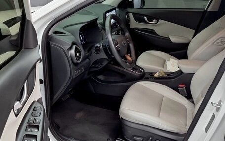 Hyundai Kona I, 2022 год, 1 816 000 рублей, 5 фотография