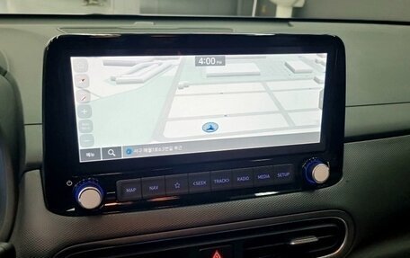 Hyundai Kona I, 2022 год, 1 816 000 рублей, 10 фотография