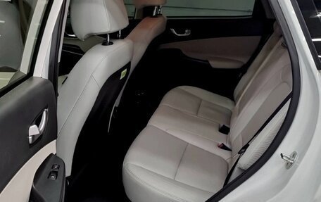 Hyundai Kona I, 2022 год, 1 816 000 рублей, 13 фотография