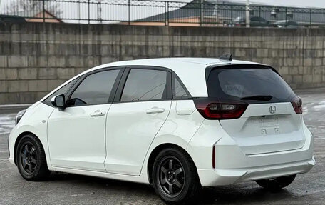 Honda Fit, 2022 год, 1 190 099 рублей, 4 фотография