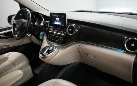 Mercedes-Benz V-Класс, 2014 год, 3 100 000 рублей, 10 фотография