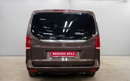 Mercedes-Benz V-Класс, 2014 год, 3 100 000 рублей, 6 фотография