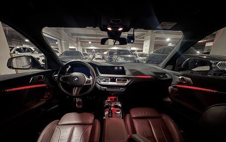 BMW 1 серия, 2022 год, 2 256 000 рублей, 6 фотография