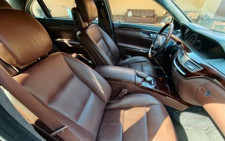 Mercedes-Benz S-Класс, 2010 год, 1 550 000 рублей, 6 фотография