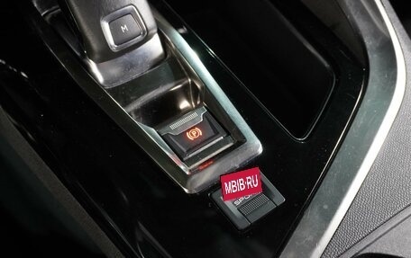 Peugeot 3008 II, 2020 год, 1 799 000 рублей, 20 фотография