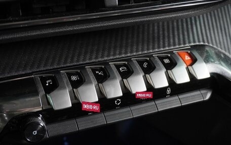 Peugeot 3008 II, 2020 год, 1 799 000 рублей, 19 фотография