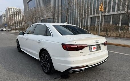 Audi A4, 2022 год, 2 390 000 рублей, 4 фотография