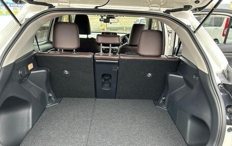 Toyota Yaris Cross, 2023 год, 1 350 333 рублей, 20 фотография