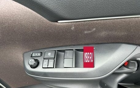 Toyota Yaris Cross, 2023 год, 1 350 333 рублей, 18 фотография