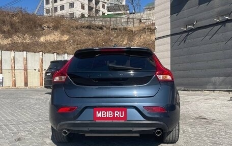 Volvo V40 II рестайлинг, 2019 год, 1 520 000 рублей, 5 фотография