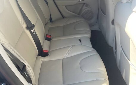 Volvo V40 II рестайлинг, 2019 год, 1 520 000 рублей, 21 фотография