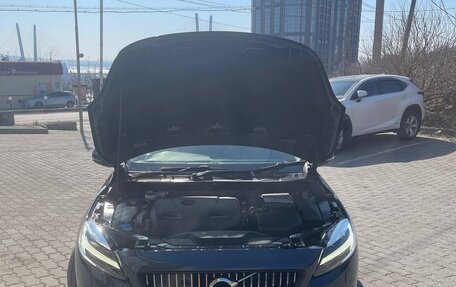 Volvo V40 II рестайлинг, 2019 год, 1 520 000 рублей, 35 фотография