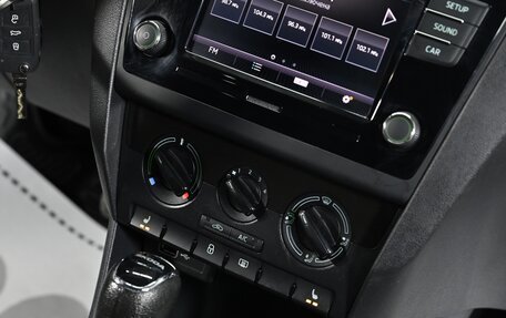 Skoda Rapid I, 2018 год, 1 099 000 рублей, 12 фотография