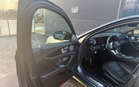 Mercedes-Benz E-Класс AMG, 2017 год, 3 800 000 рублей, 9 фотография