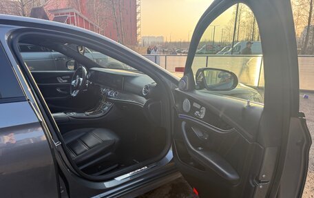 Mercedes-Benz E-Класс AMG, 2017 год, 3 800 000 рублей, 19 фотография