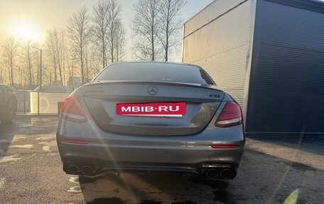 Mercedes-Benz E-Класс AMG, 2017 год, 3 800 000 рублей, 5 фотография