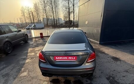 Mercedes-Benz E-Класс AMG, 2017 год, 3 800 000 рублей, 4 фотография