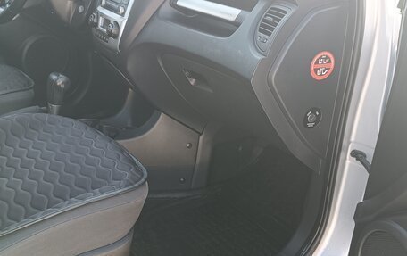 KIA Sportage II, 2009 год, 960 000 рублей, 14 фотография